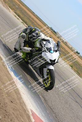 media/May-29-2023-Lets Ride (Mon) [[943717a907]]/B Group/1220pm (Grapevine)/